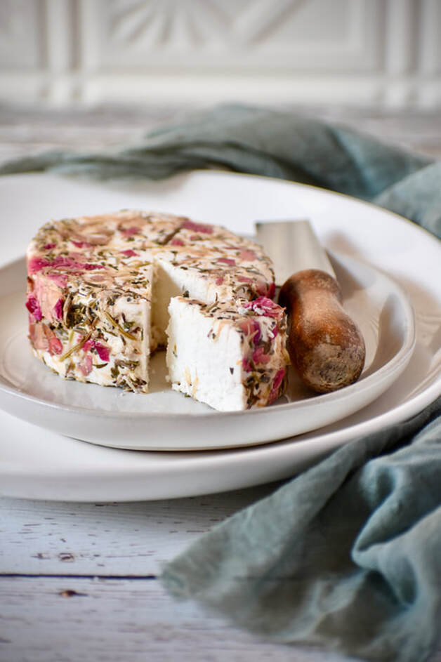Capriole Goat Cheese Tea Rose